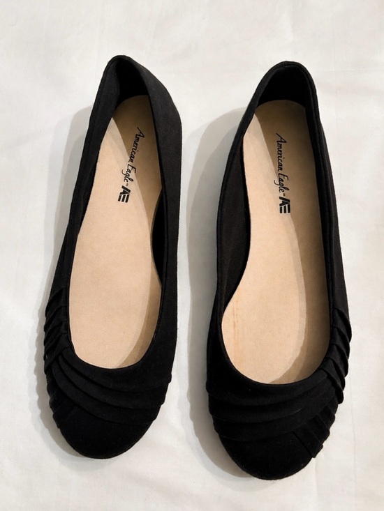 American Eagle Outfitters Shoes - American Eagle Outfitters Black Folded-Tip Ballet Flats